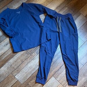Dolan scrub set with Jogger Pants and 3/4 sleeve top